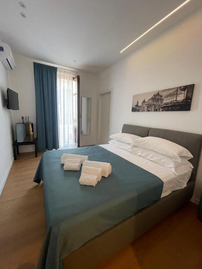 Civicocento Charming Rooms Catania Eksteriør bilde